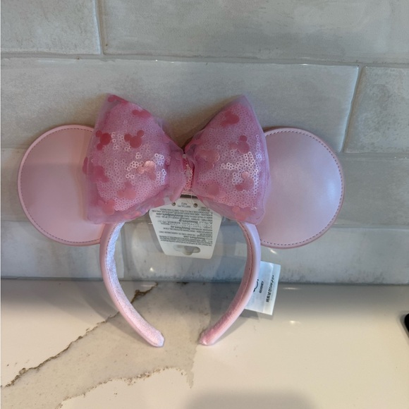 Loungefly Pink Minnie Mouse Shimmery Bag Set - Picture 6 of 6